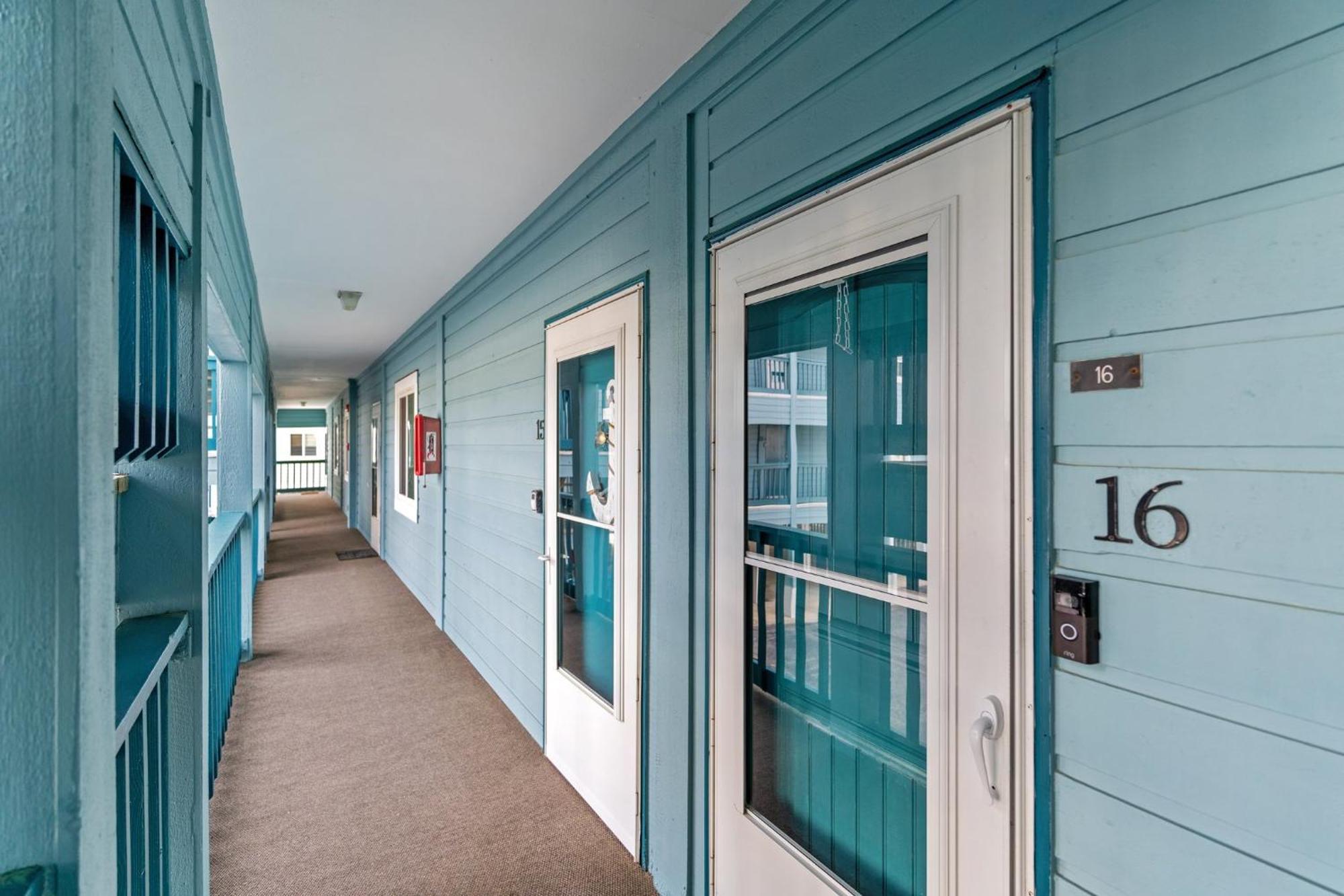 Hang Ten Hideaway, Pool, Condo, Parking - 6 Person Max Occupancy Carolina Beach Esterno foto