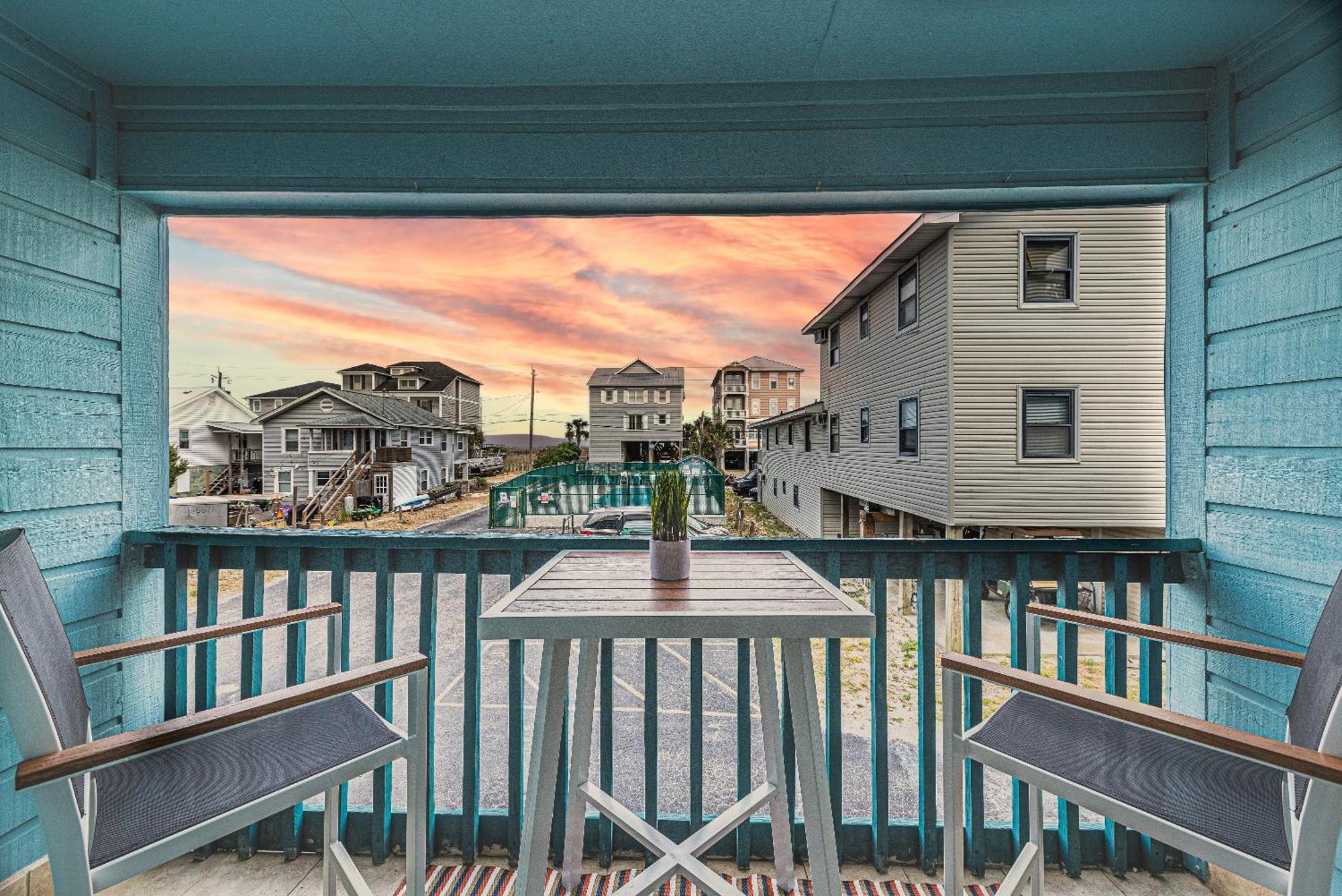 Hang Ten Hideaway, Pool, Condo, Parking - 6 Person Max Occupancy Carolina Beach Esterno foto