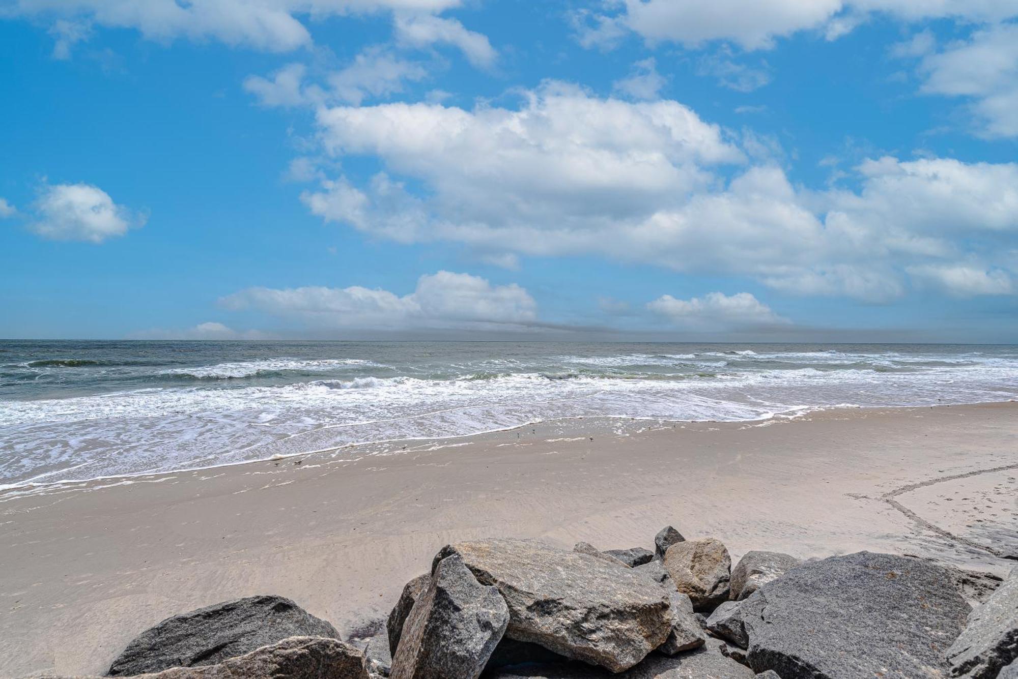 Hang Ten Hideaway, Pool, Condo, Parking - 6 Person Max Occupancy Carolina Beach Esterno foto