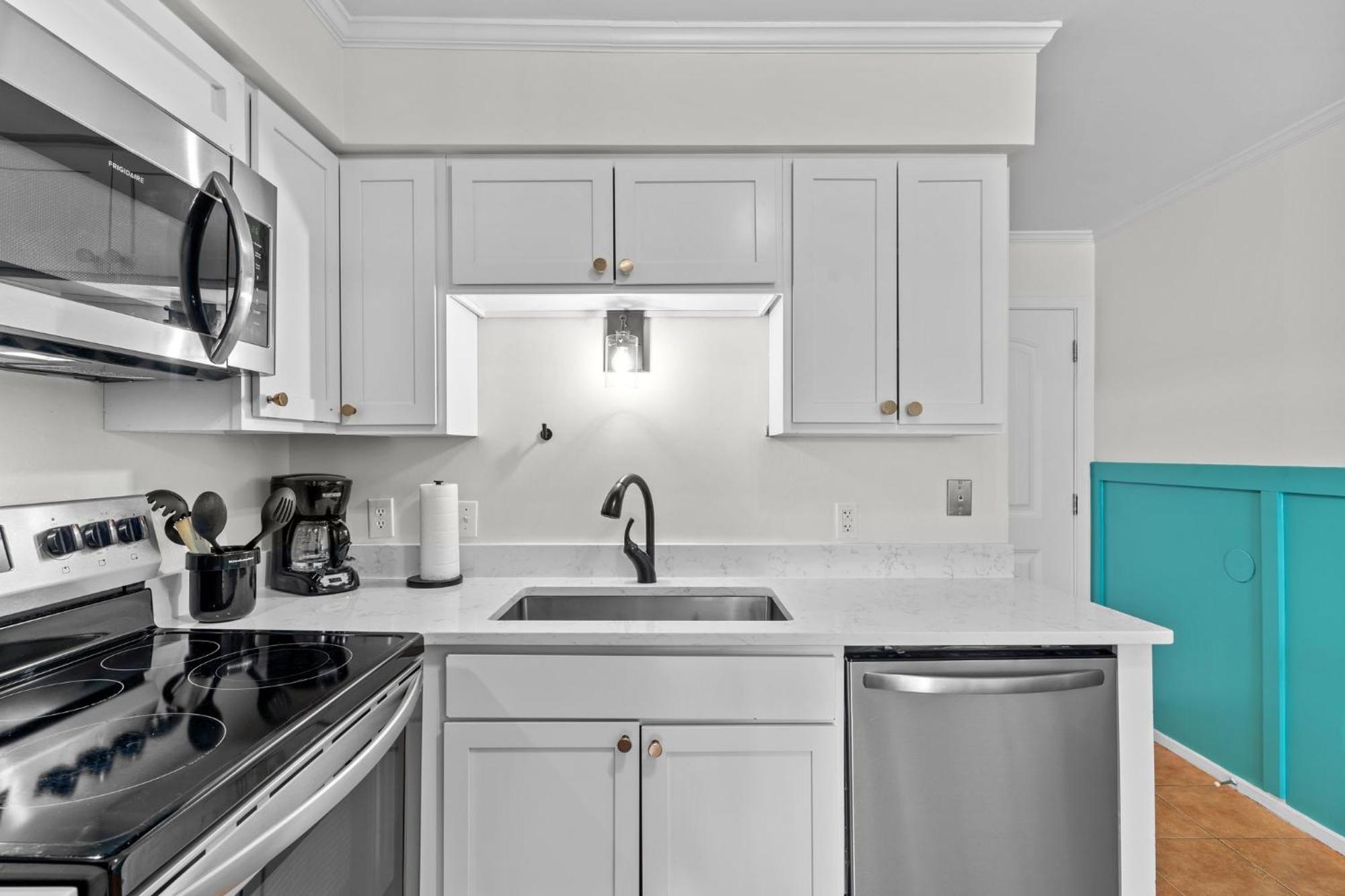 Hang Ten Hideaway, Pool, Condo, Parking - 6 Person Max Occupancy Carolina Beach Esterno foto